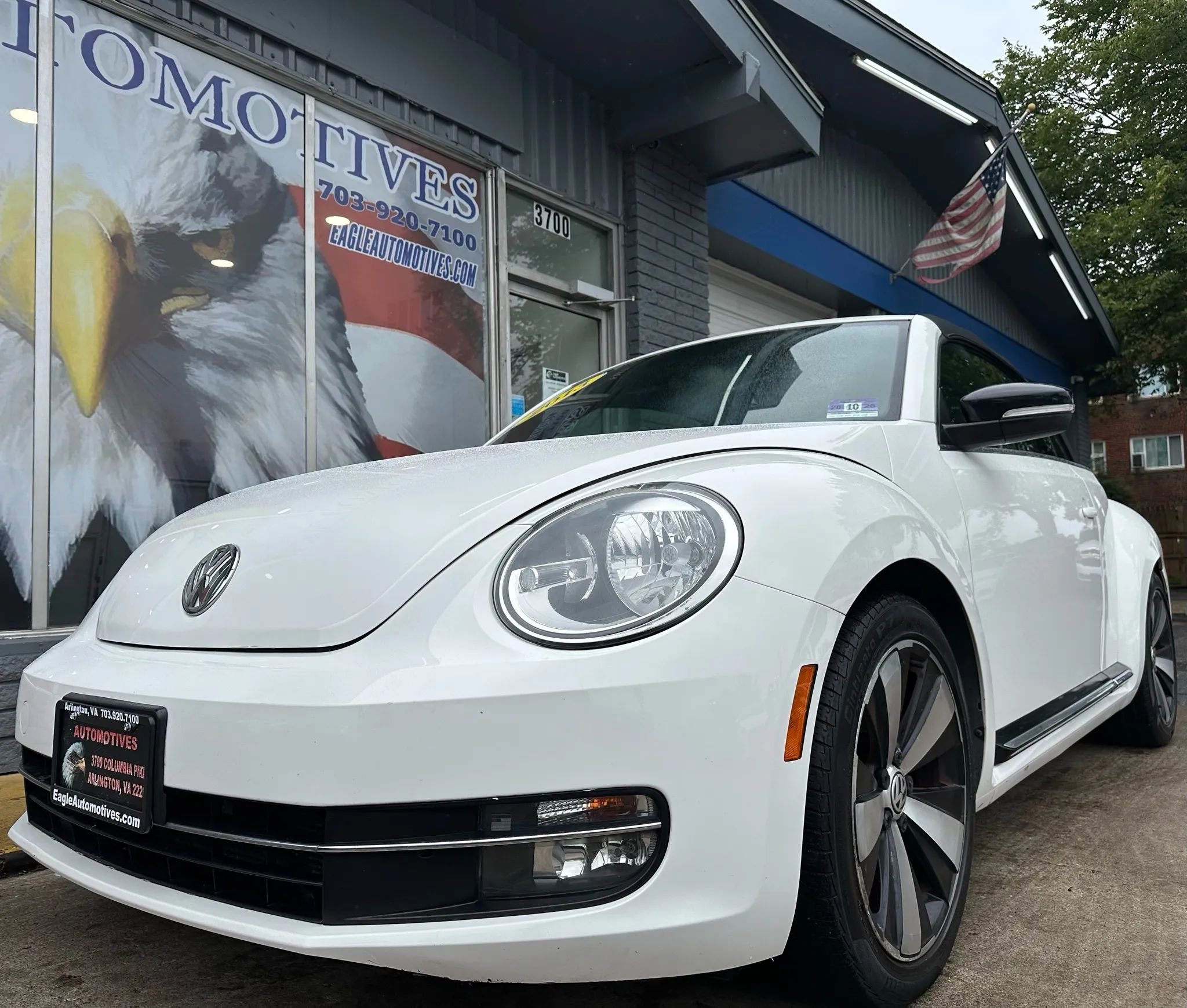 Used 2013 Volkswagen Beetle 2.0T image 7