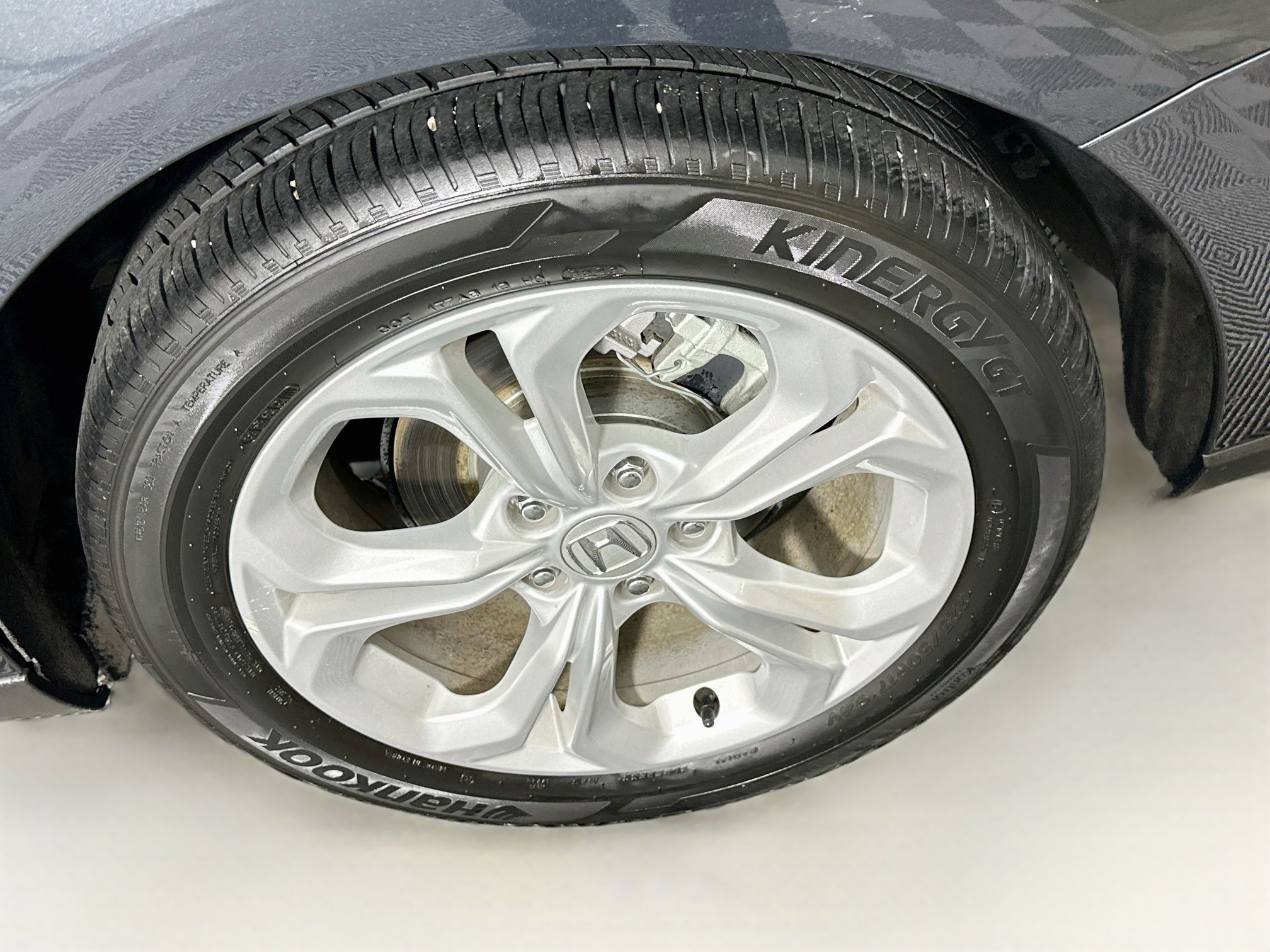 Used 2024 Honda Accord LX image 11