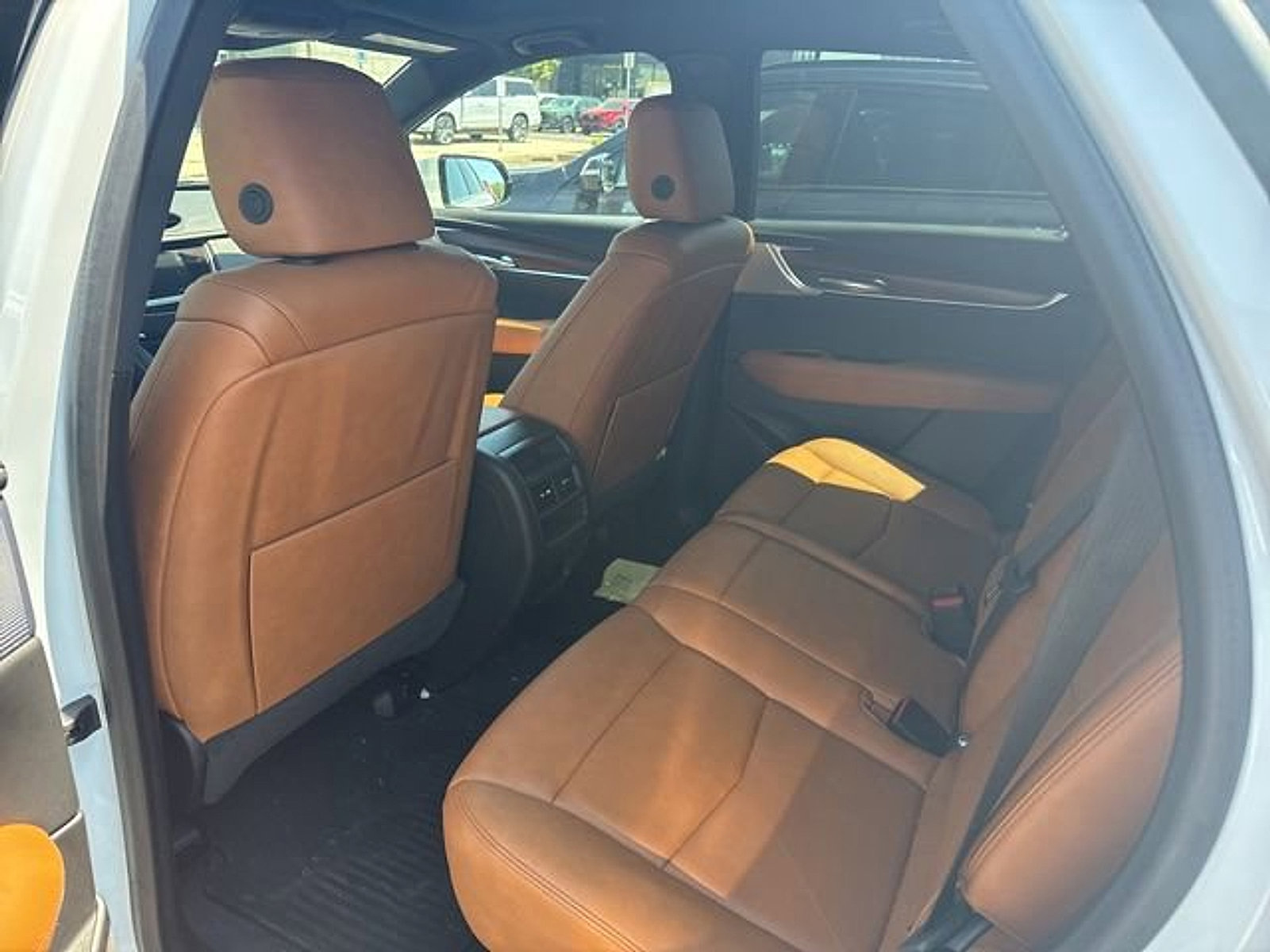 Certified 2024 Cadillac XT5 Premium Luxury AWD/4WD image 8