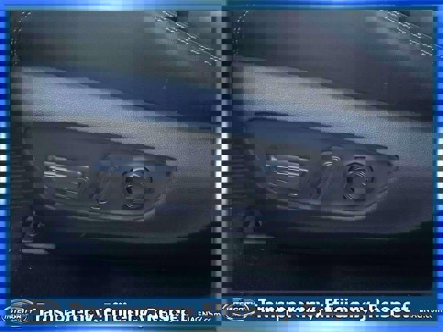 Used 2020 Toyota RAV4 Limited w/ Limited Grade Weather Package image 18