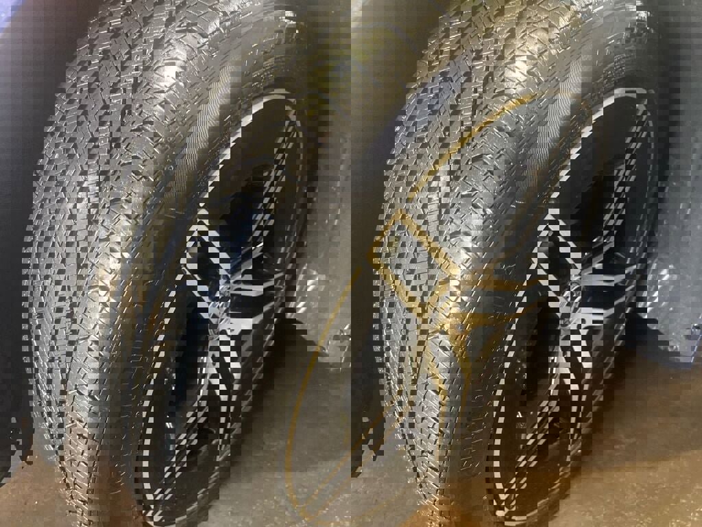 New 2026 Mercedes-Benz E 350 4MATIC Sedan image 23