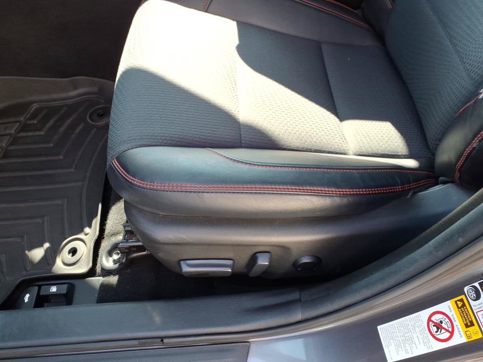 Used 2016 Toyota Camry SE FWD image 13