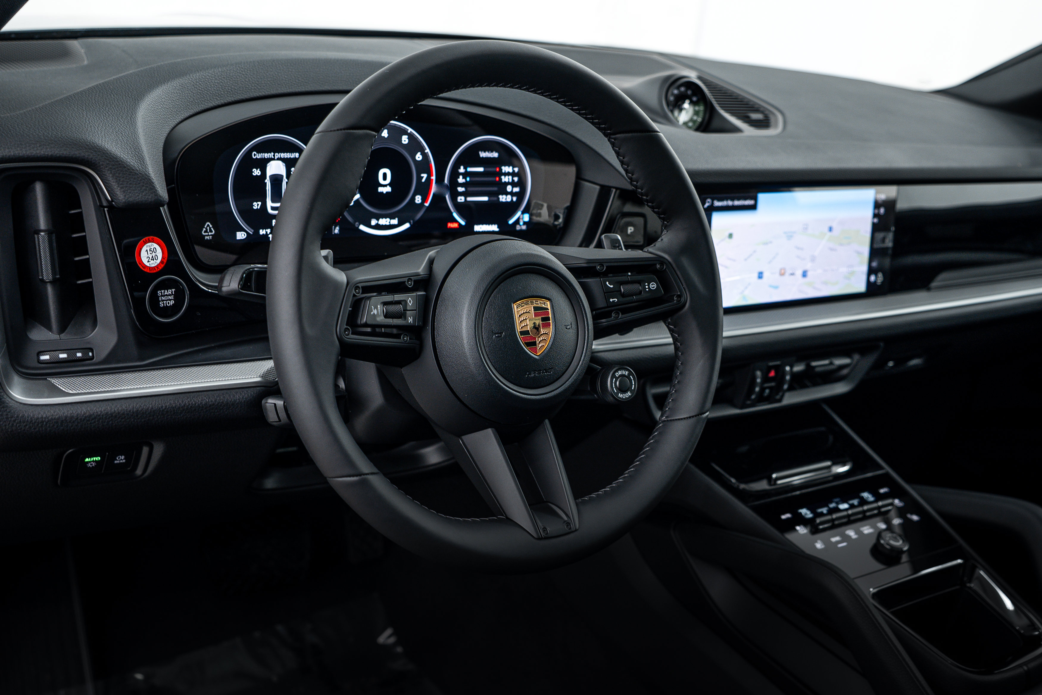 Certified 2026 Porsche Cayenne Coupe AWD/4WD image 14