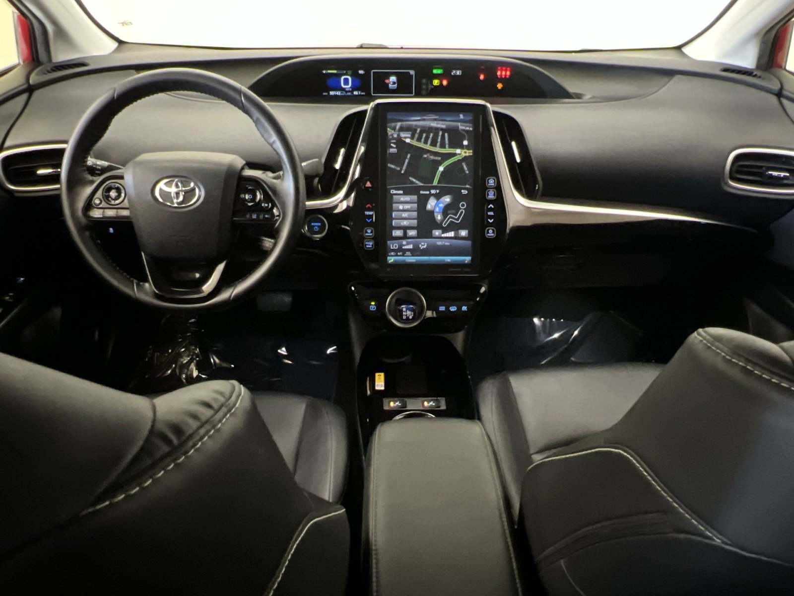 Used 2021 Toyota Prius Prime XLE w/ Carpet Mat Package (TMS) FWD image 22