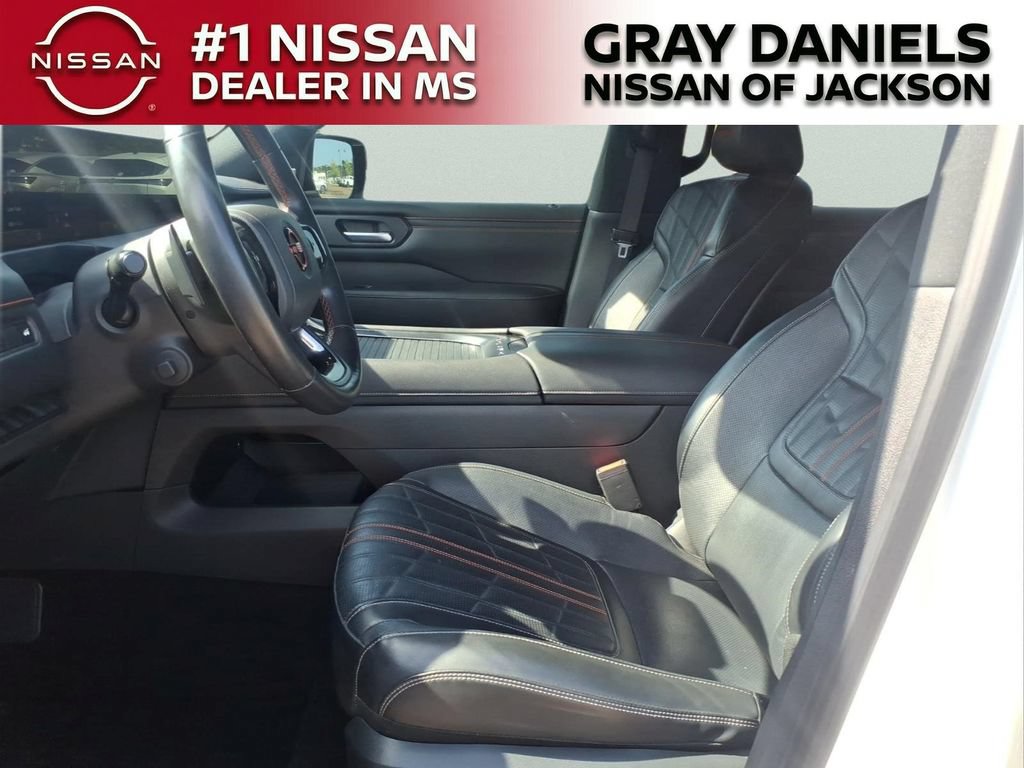 Certified 2025 Nissan Armada PRO-4X w/ Pro-4X Premium Package AWD/4WD image 25