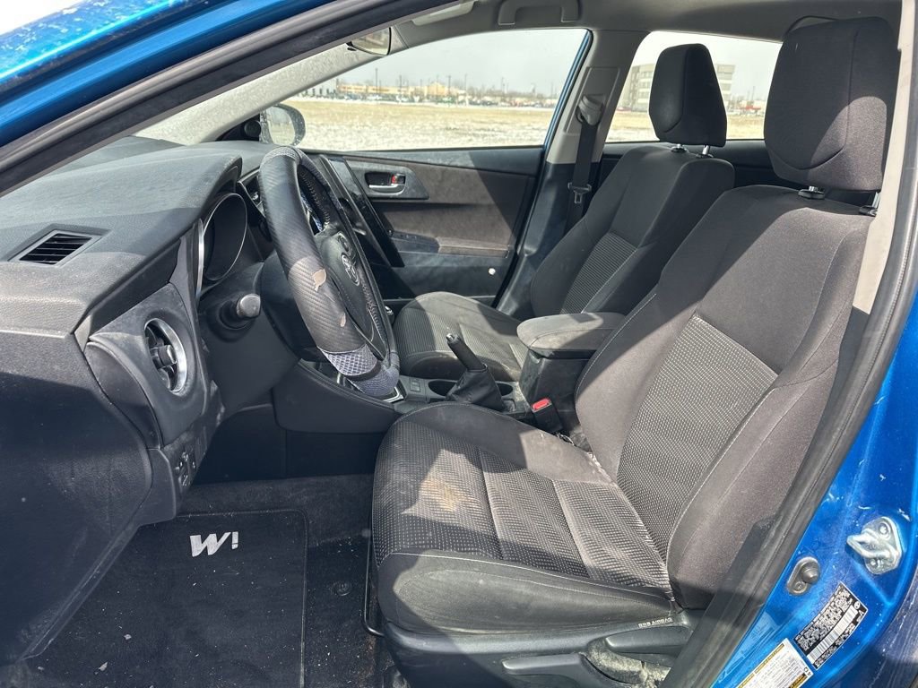 Used 2017 Toyota Corolla iM image 15