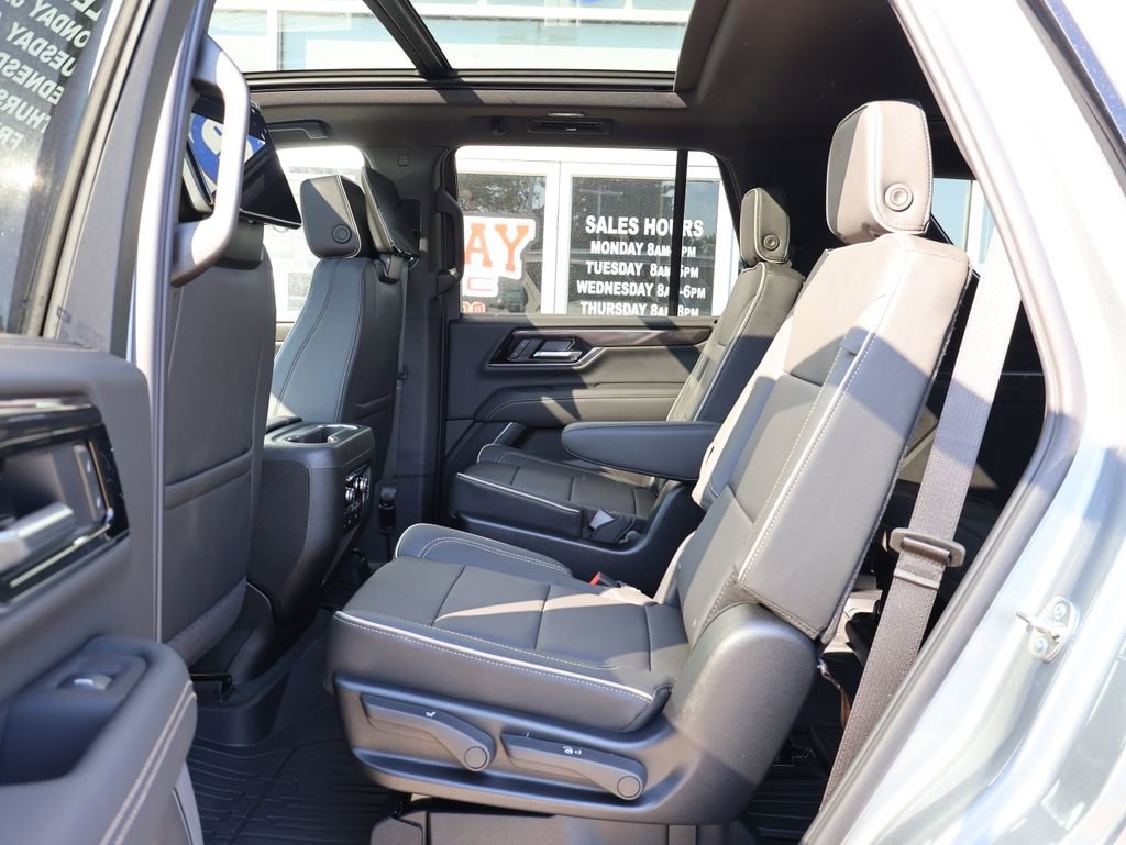 New 2026 GMC Yukon Elevation w/ Elevation Premium Package AWD/4WD image 28