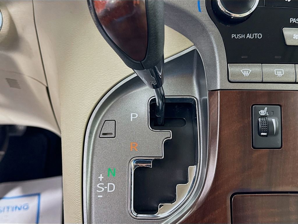 Used 2009 Toyota Venza image 20