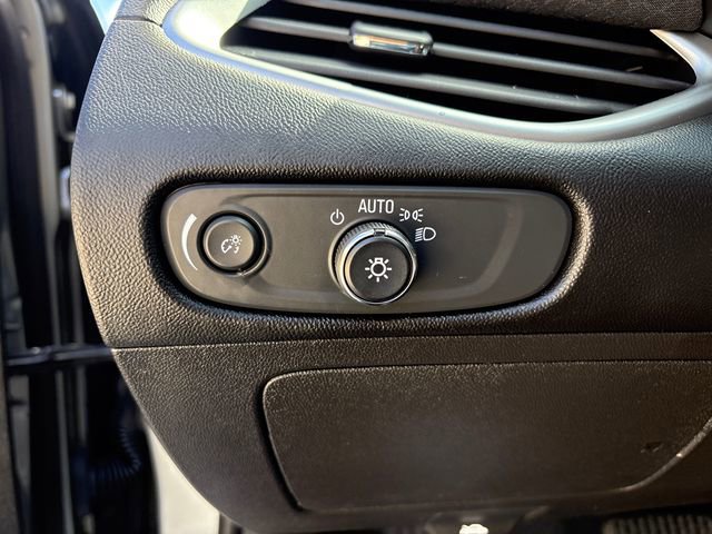 Used 2024 Chevrolet Malibu RS FWD image 17