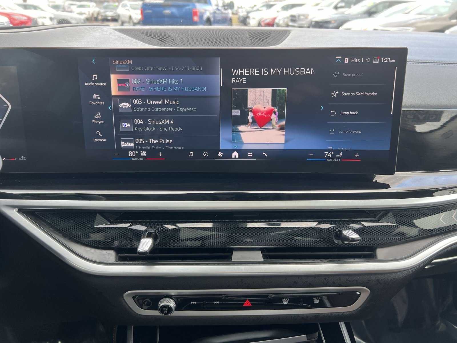 Used 2024 BMW X7 xDrive40i w/ Executive Package image 18