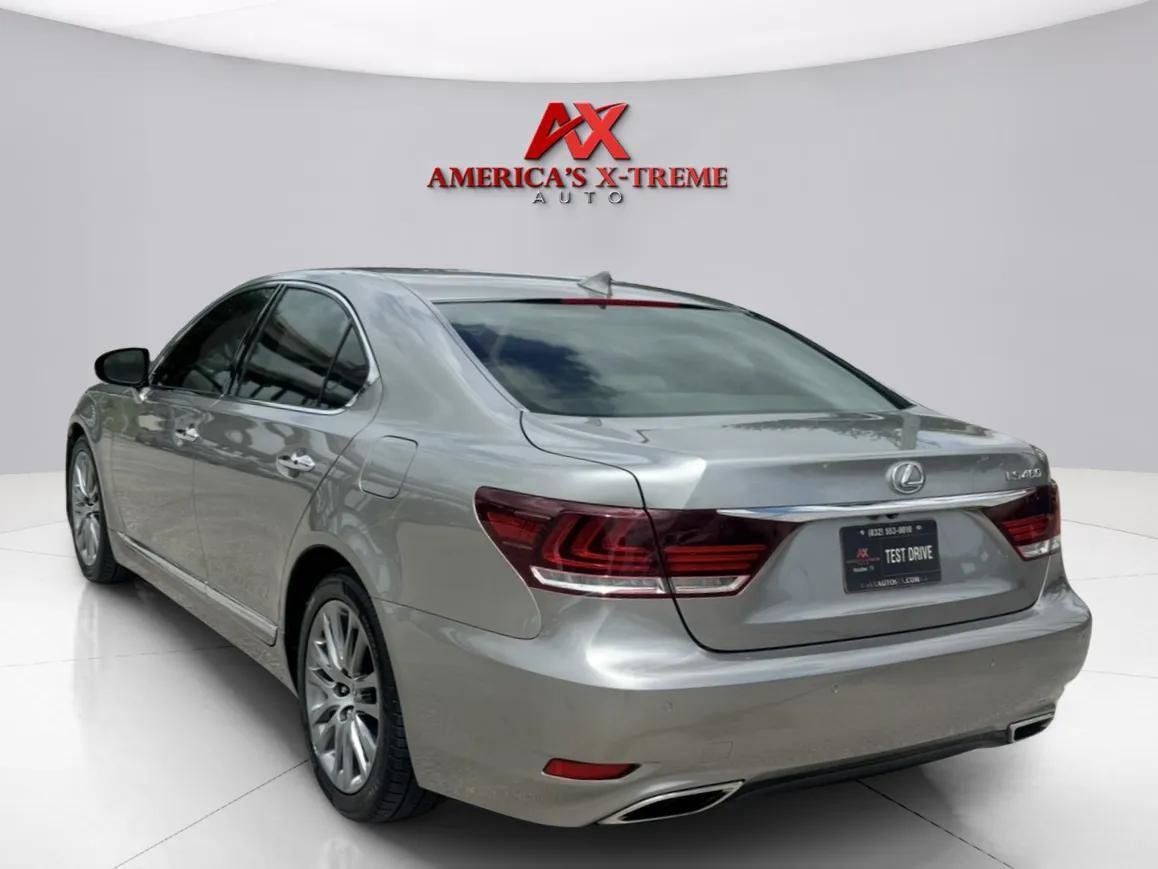 Used 2016 Lexus LS 460 w/ Comfort Package RWD image 3