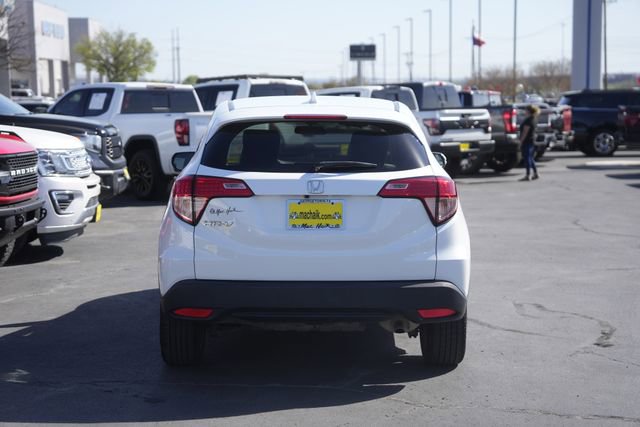 Used 2017 Honda HR-V EX image 7