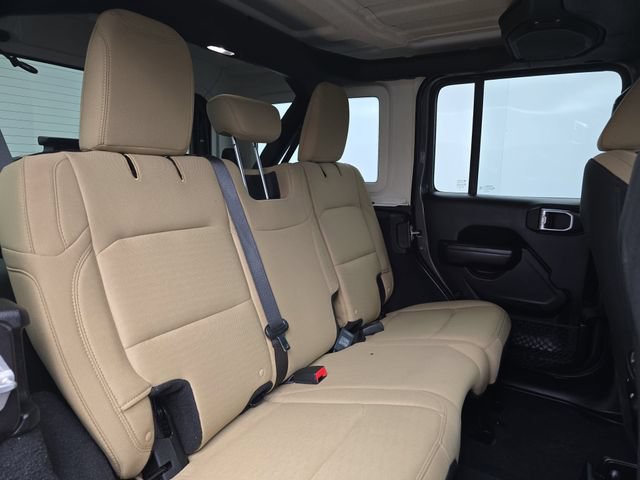Used 2018 Jeep Wrangler Unlimited Sport S AWD/4WD image 38