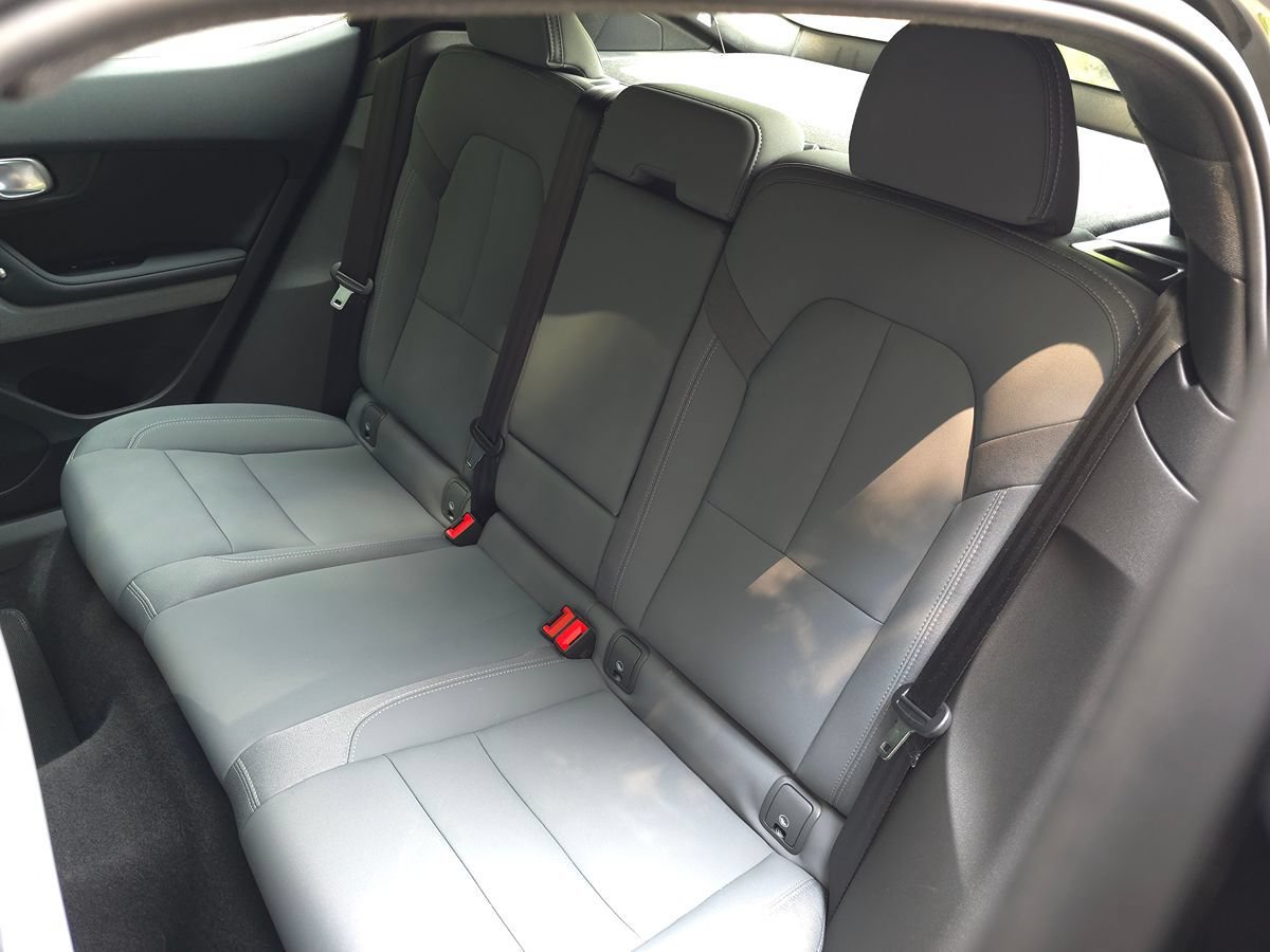 Used 2023 Polestar Polestar 2 w/ Pilot Pack AWD/4WD image 16