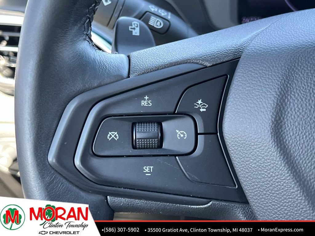 Certified 2023 Chevrolet Bolt LT w/ Infotainment Package FWD image 27