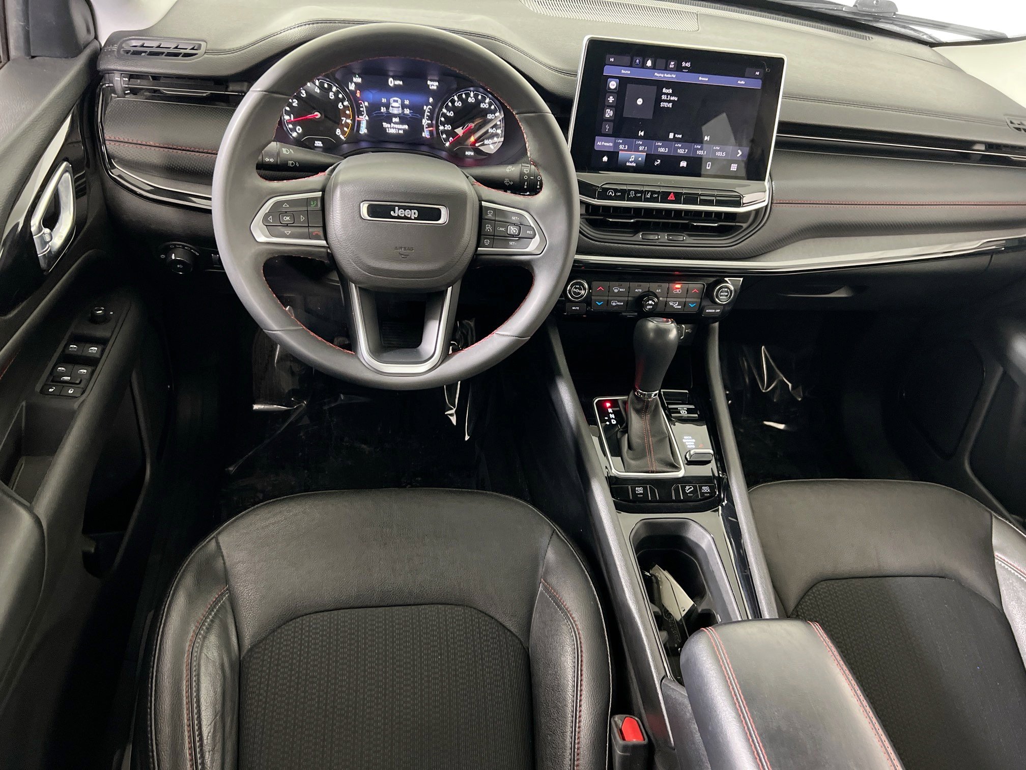 Used 2022 Jeep Compass Trailhawk image 20