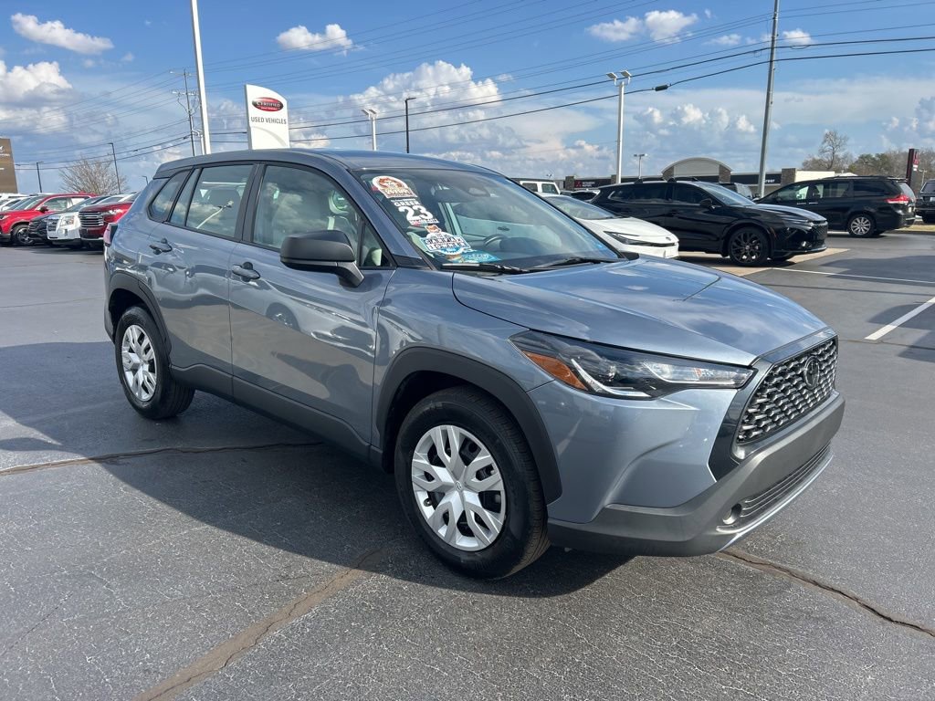 Used 2023 Toyota Corolla Cross L image 19