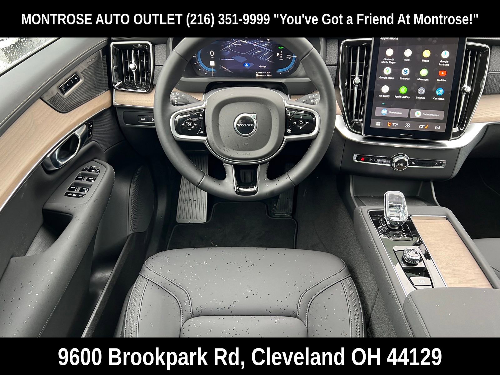 New 2025 Volvo XC90 T8 Core w/ Protection Package Premier image 24