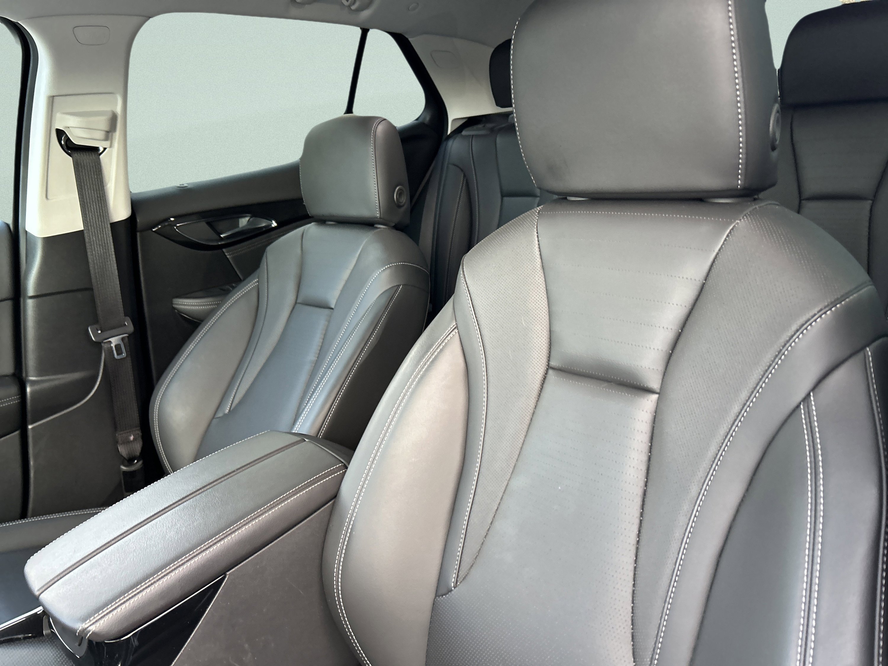 Used 2024 Buick Envision Preferred image 12