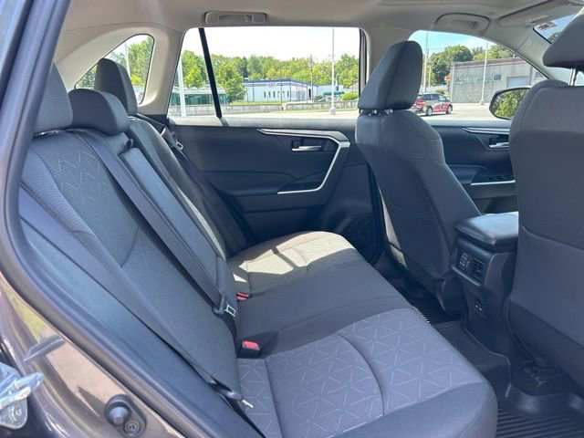 Used 2024 Toyota RAV4 XLE w/ Convenience Package AWD/4WD image 29