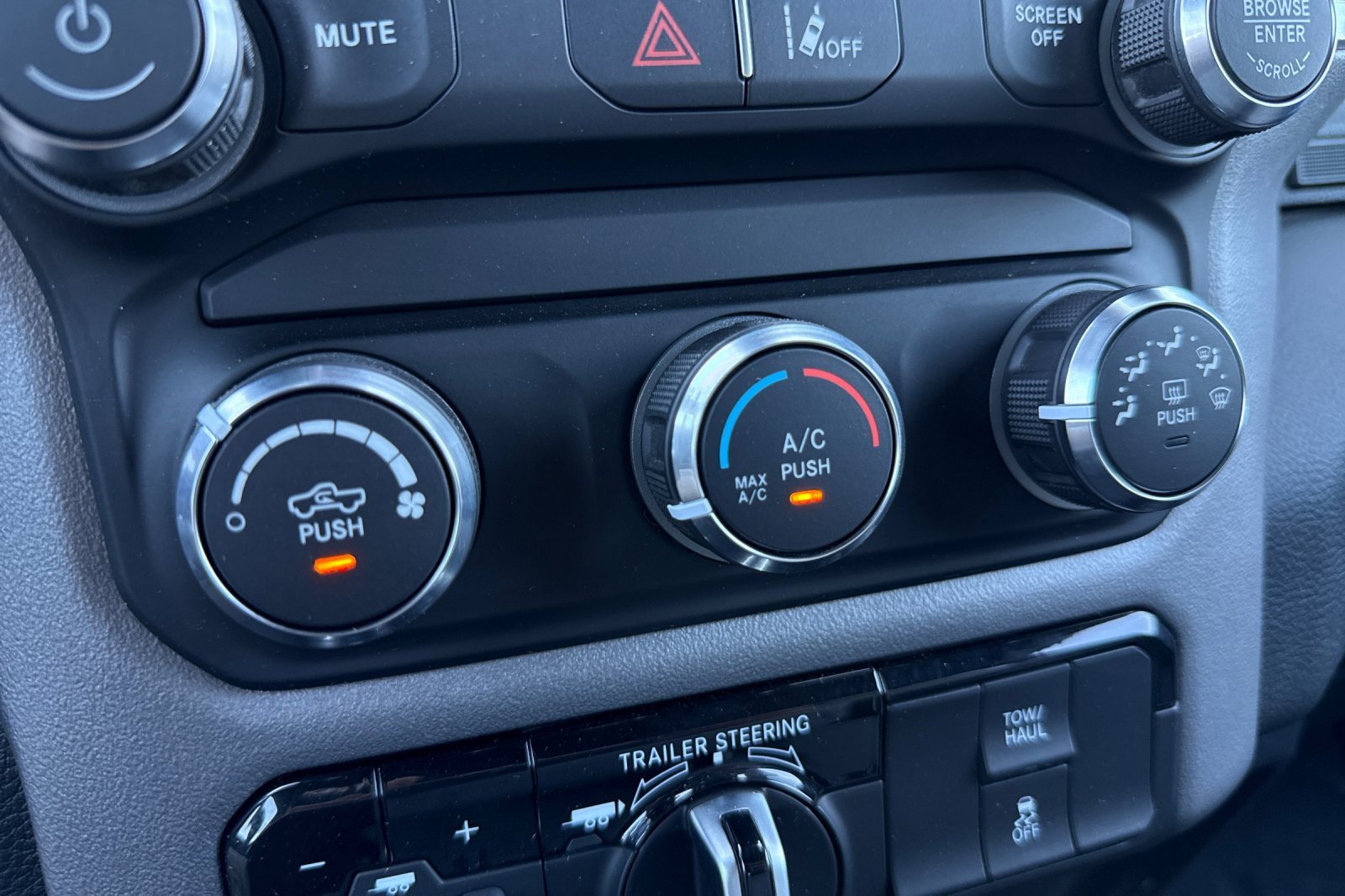 Used 2022 RAM 1500 Big Horn w/ Trailer Tow Group (B) image 27