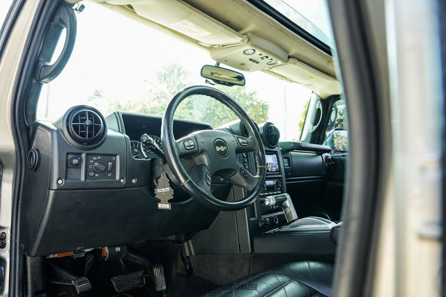 Used 2006 HUMMER H2 image 23