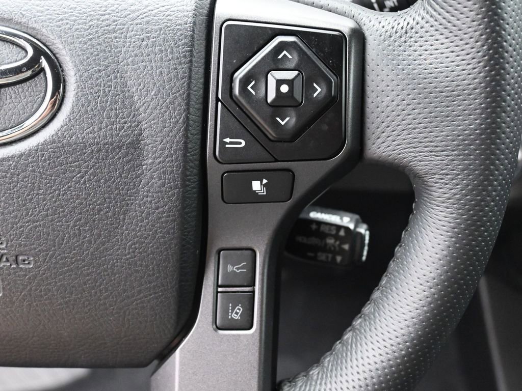 Certified 2021 Toyota Tacoma TRD Off-Road w/ TRD Premium Off Road Package AWD/4WD image 18