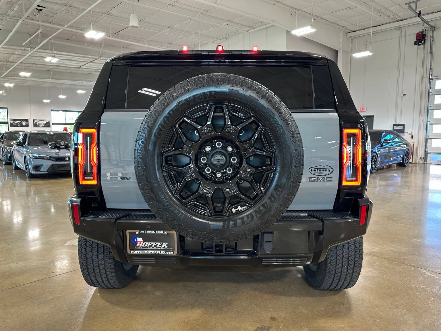 Used 2026 GMC Hummer EV SUV AWD/4WD image 7