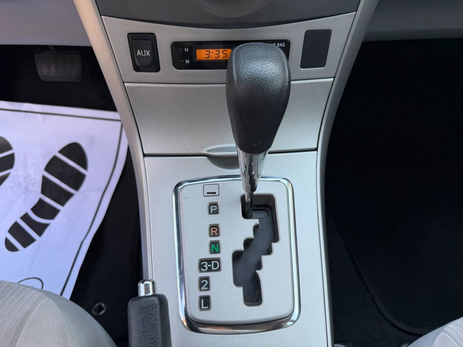 Used 2011 Toyota Corolla LE image 32