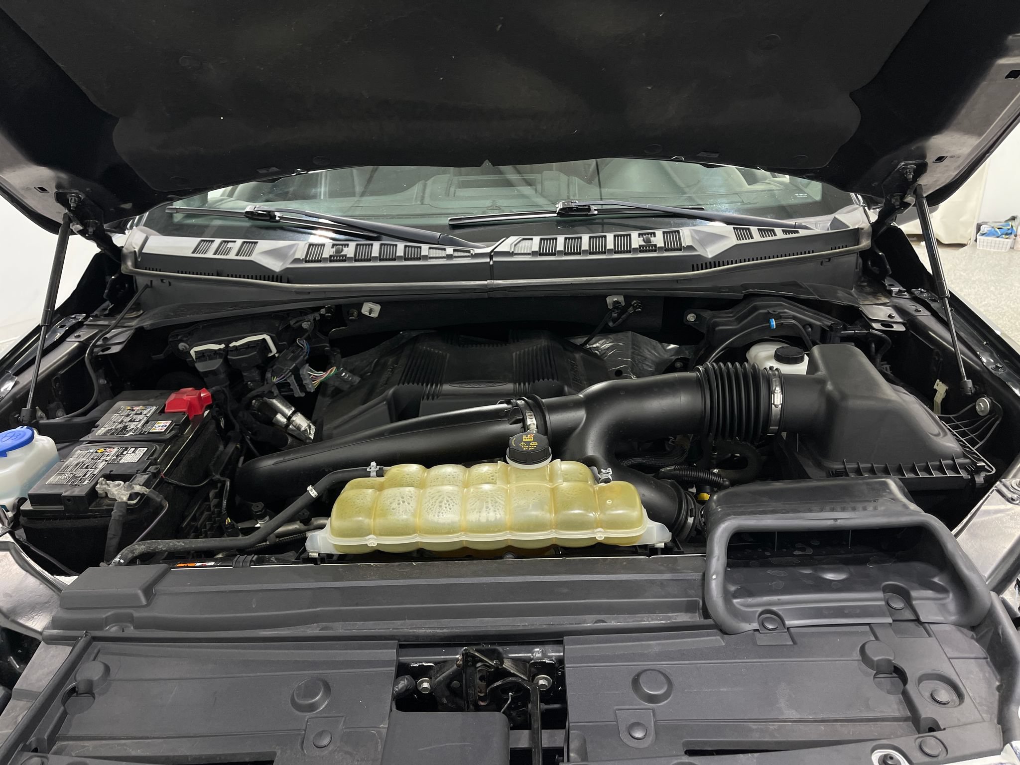 Used 2019 Ford F150 Lariat AWD/4WD image 27