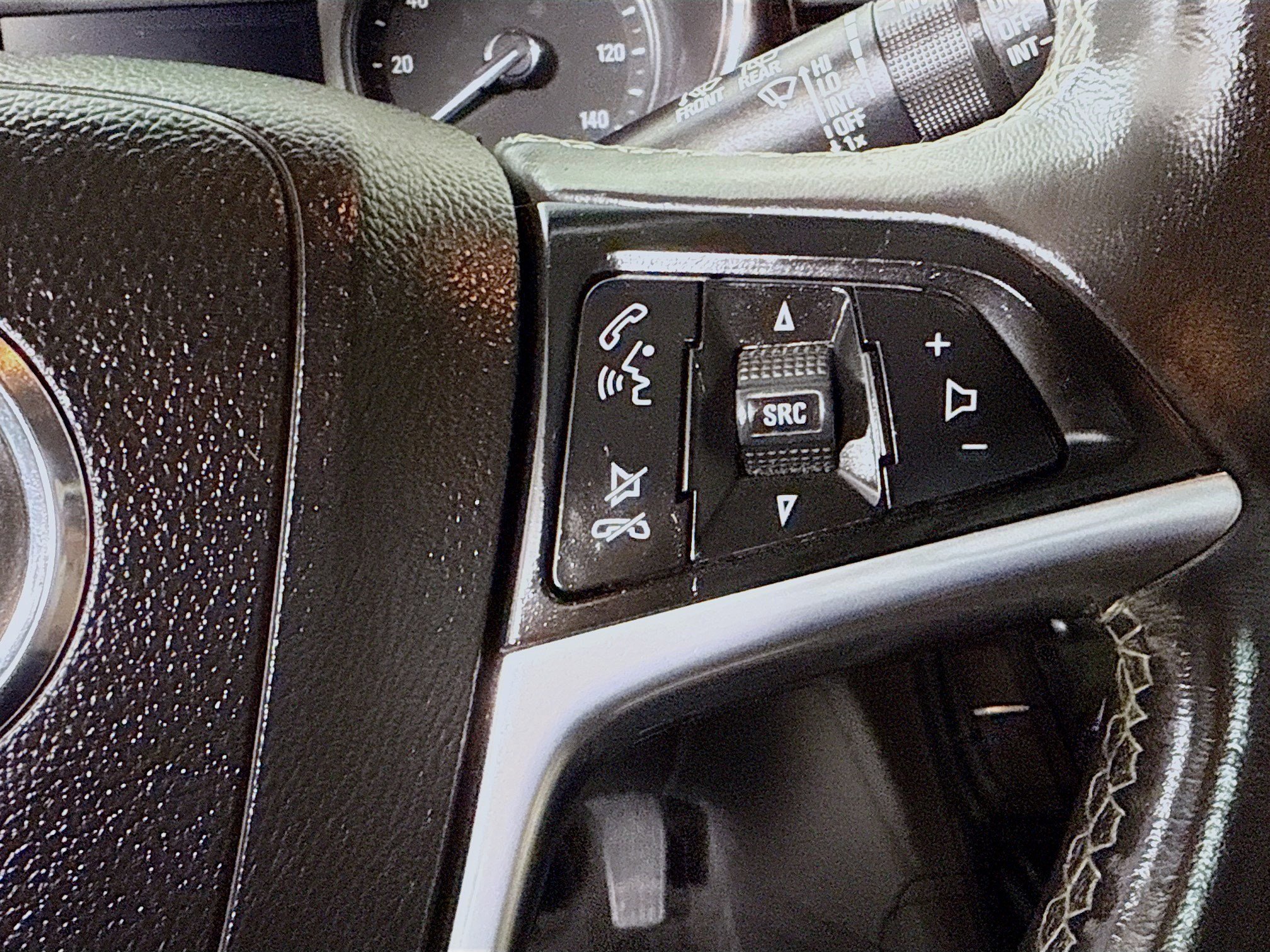 Used 2020 Buick Encore Preferred image 15