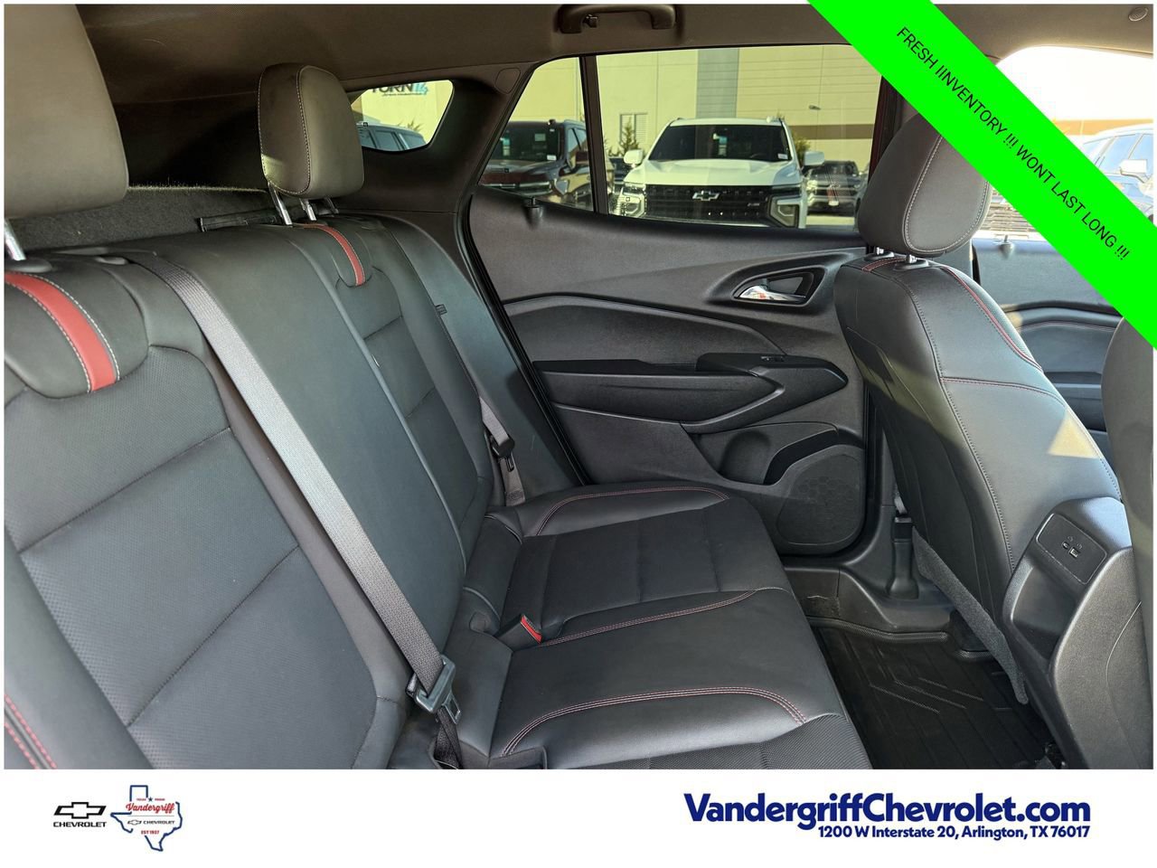 Used 2024 Chevrolet Trax RS FWD image 24
