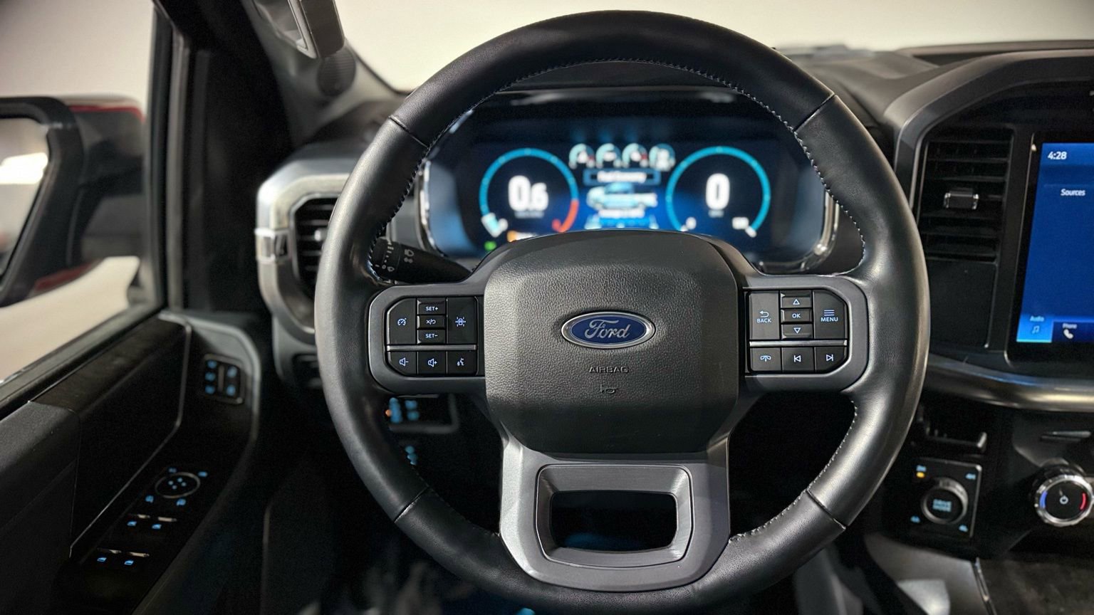 Used 2023 Ford F150 Lariat image 61