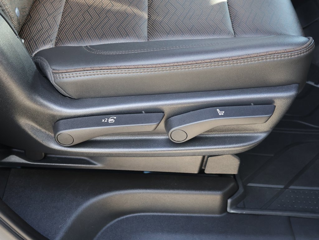 Used 2021 Chevrolet Tahoe High Country image 42