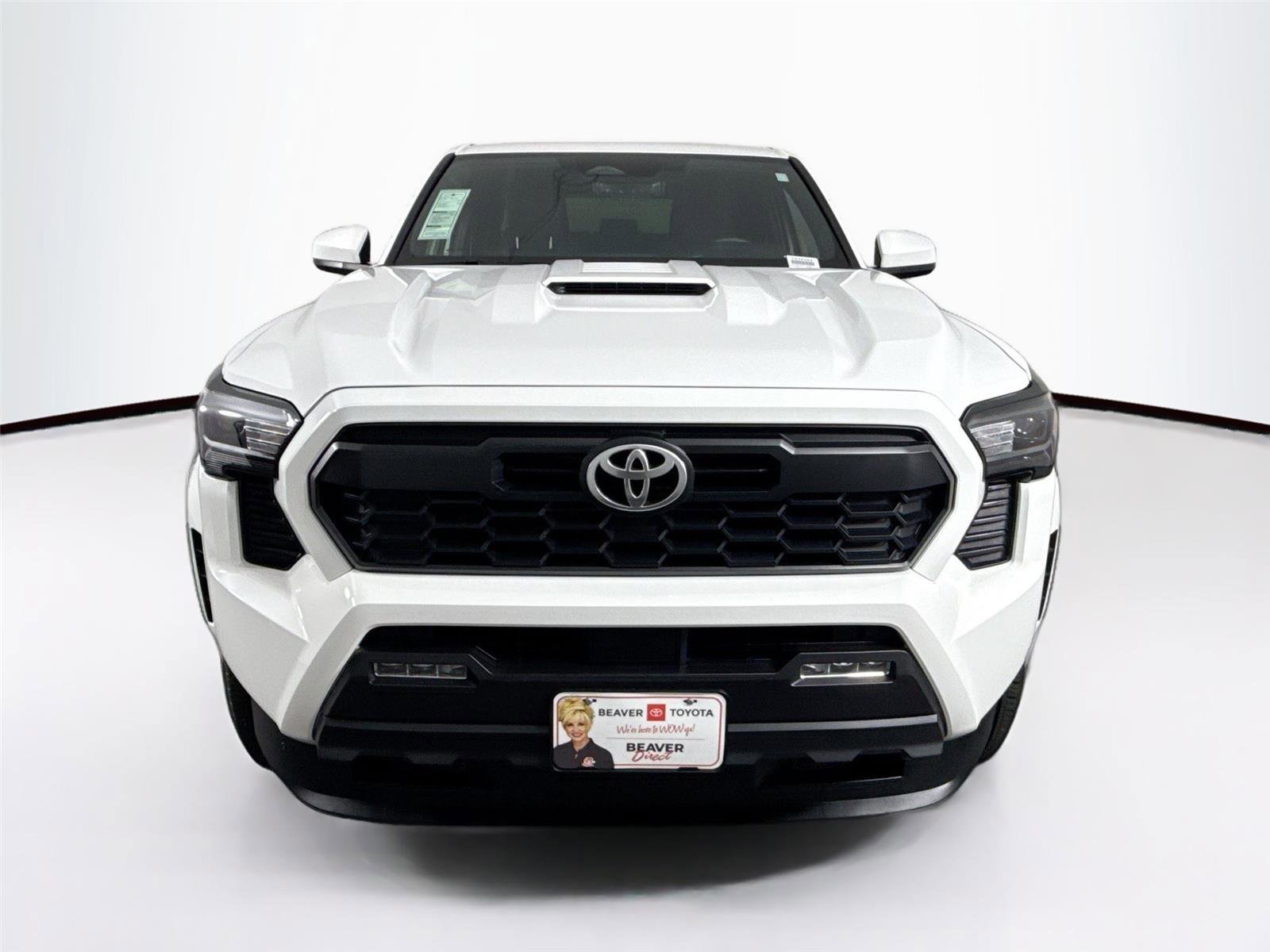 Used 2024 Toyota Tacoma TRD Sport AWD/4WD image 3