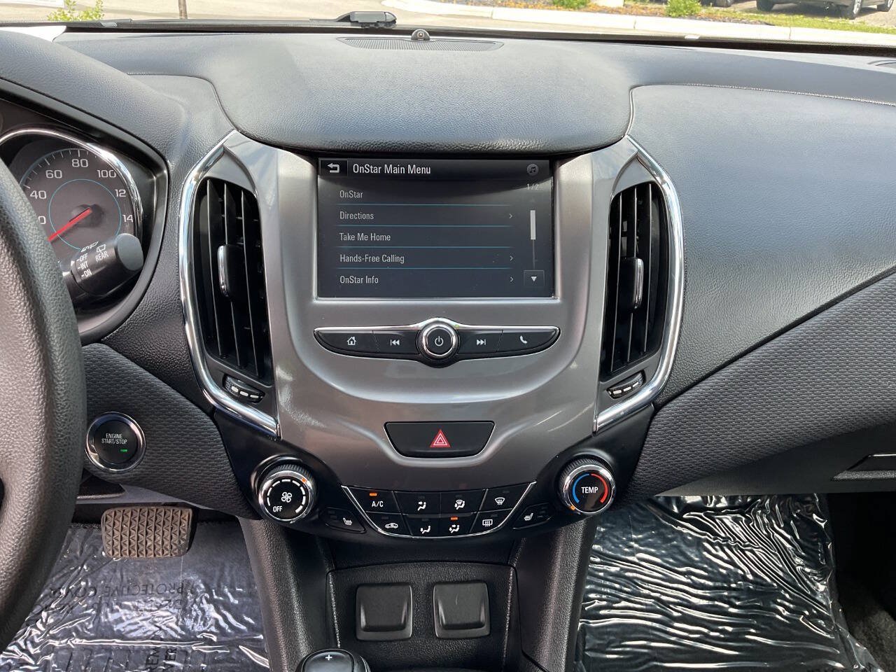 Used 2017 Chevrolet Cruze LT w/ Convenience Package FWD image 23
