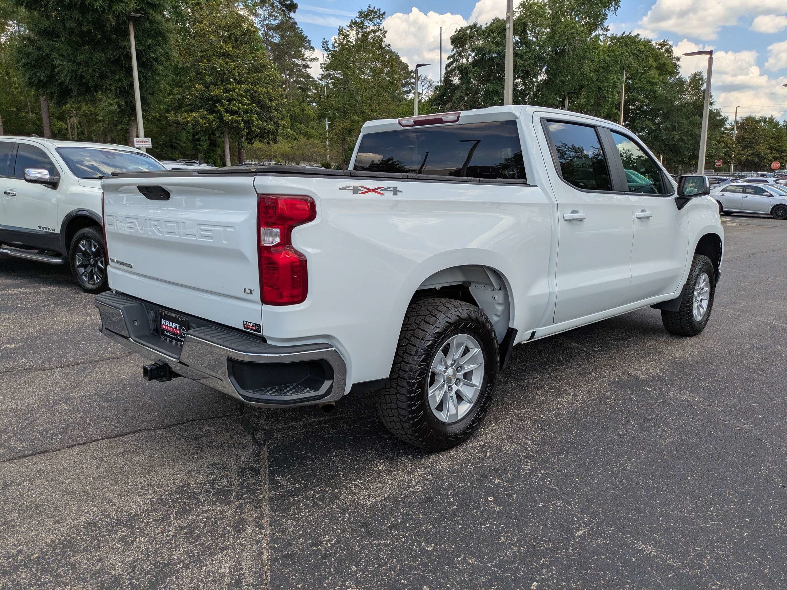 Used 2020 Chevrolet Silverado 1500 LT w/ All-Star Edition AWD/4WD image 4