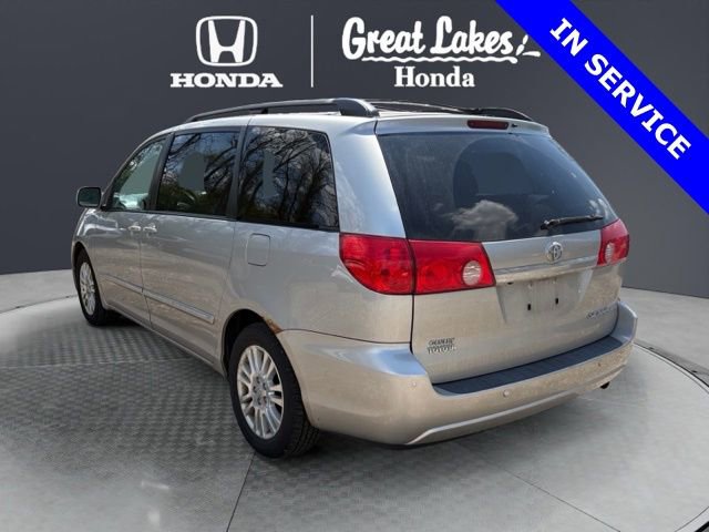 Used 2009 Toyota Sienna XLE FWD image 6