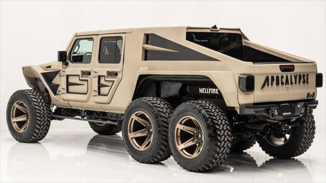 Used 2025 Jeep Gladiator Sport image 6