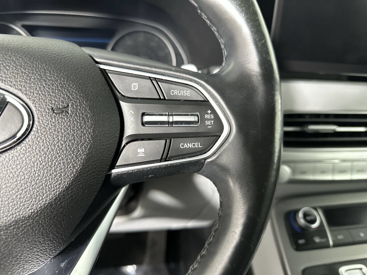 Used 2021 Hyundai Palisade SEL FWD image 11