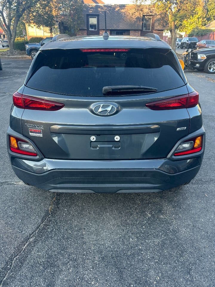 Used 2018 Hyundai Kona SEL image 5