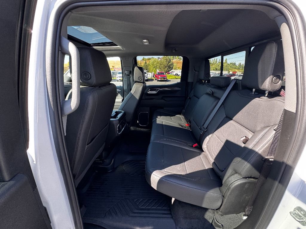 Used 2025 Chevrolet Silverado 1500 LTZ w/ LTZ Premium Package image 3