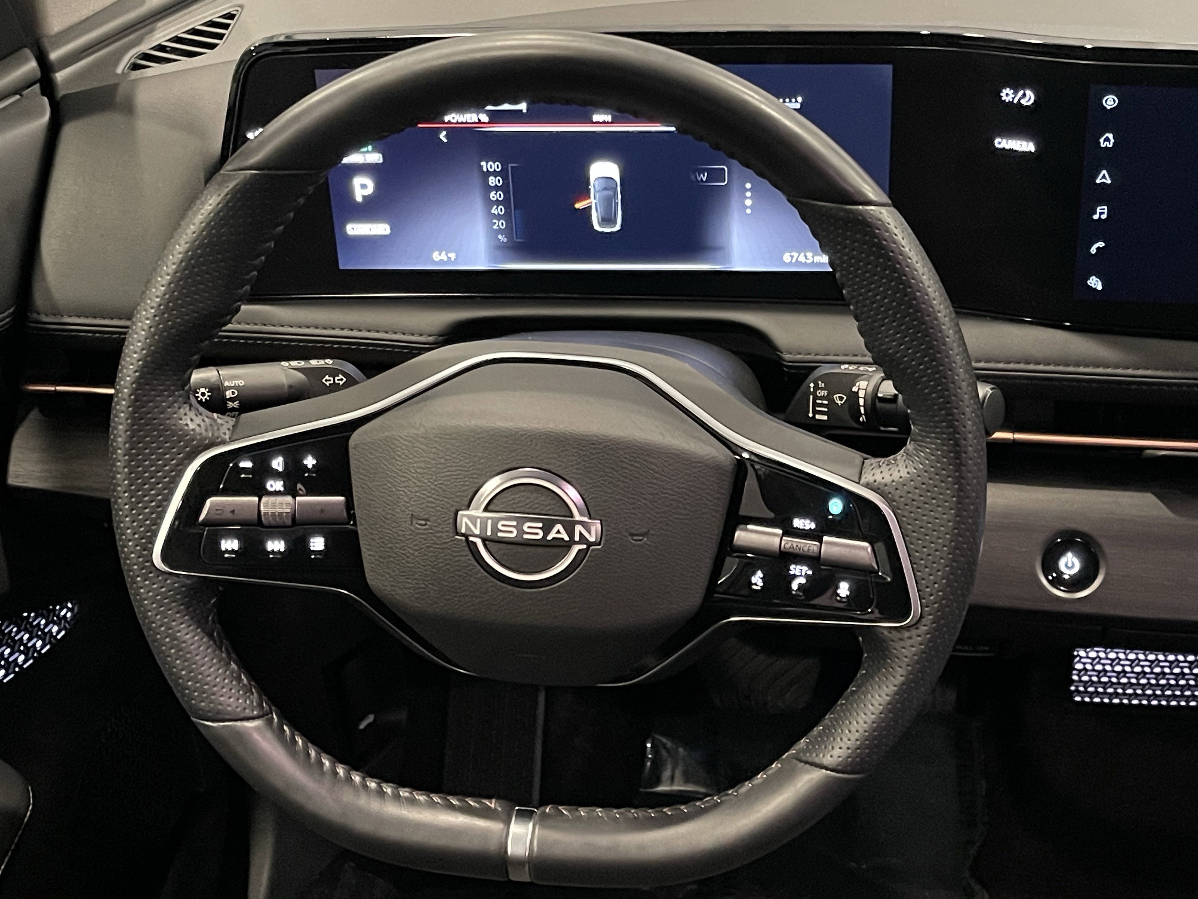 Used 2023 Nissan Ariya AWD image 20