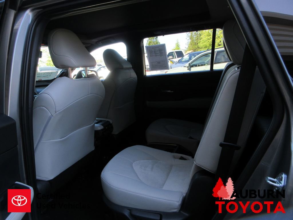 Certified 2025 Toyota Grand Highlander AWD Hybrid image 25