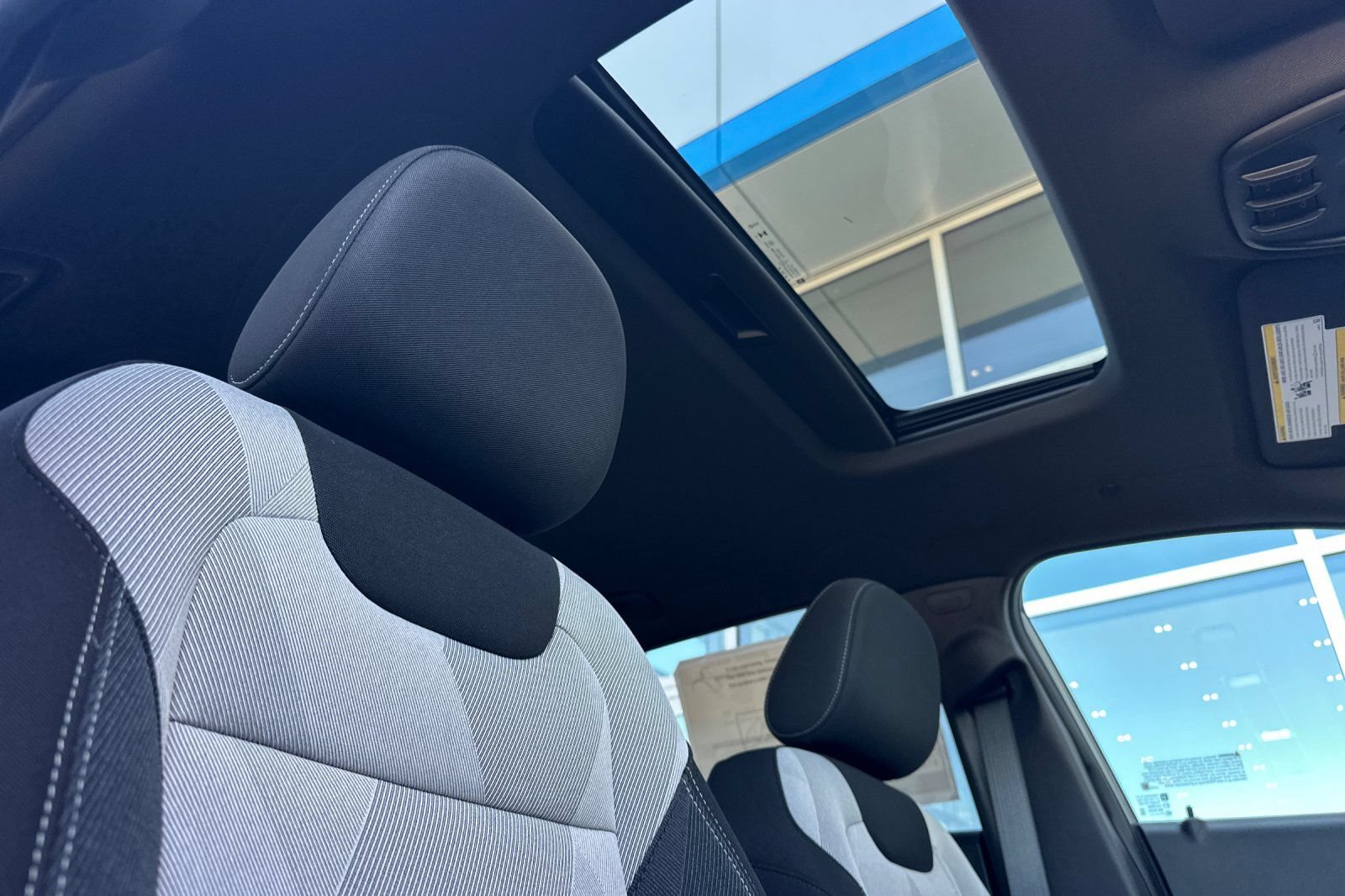 New 2026 Chevrolet Trax RS w/ Sunroof Package FWD image 17