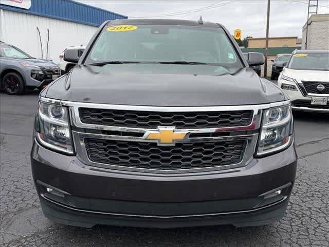 Used 2017 Chevrolet Suburban LT w/ Luxury Package AWD/4WD image 10