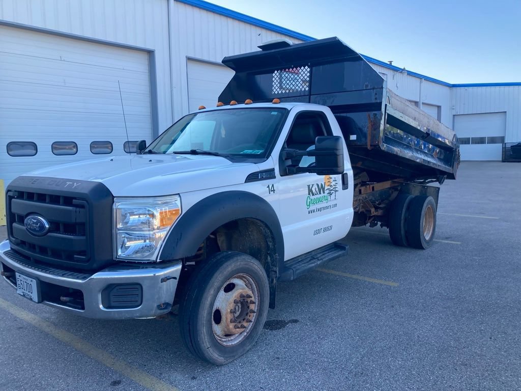 Used 2014 Ford F550 4x4 Regular Cab Super Duty image 1