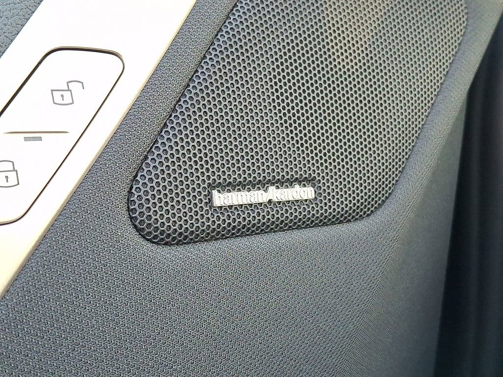 Used 2024 BMW iX xDrive50 w/ Sport Package image 24