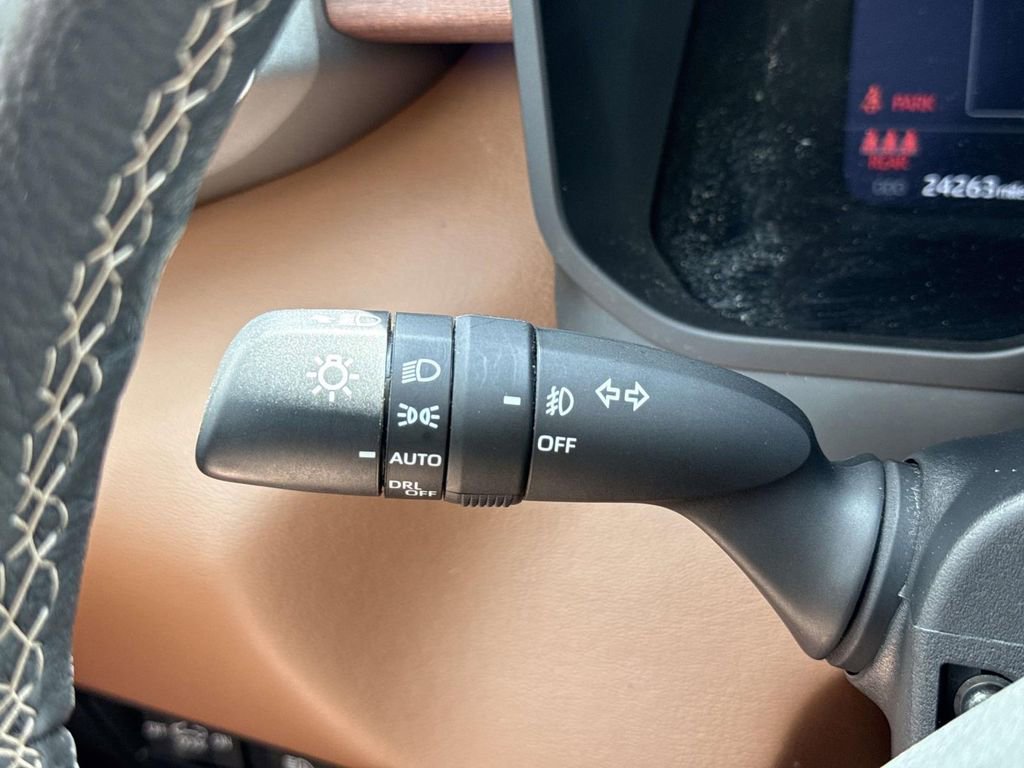 Used 2024 Toyota Tundra 1794 Edition image 40