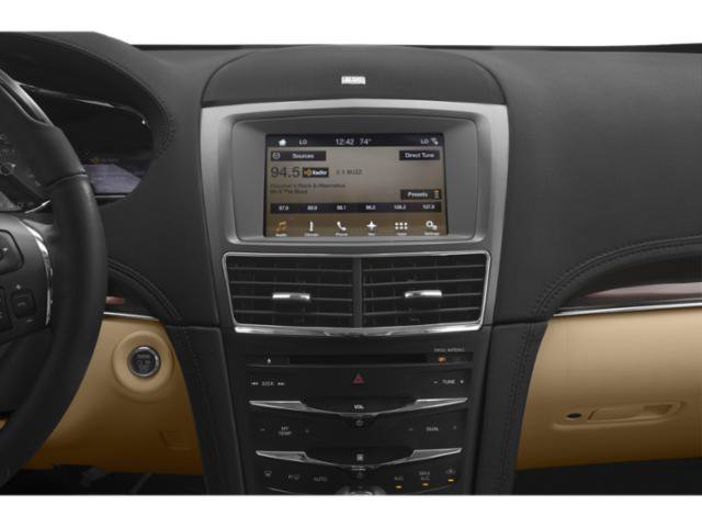 Used 2019 Lincoln MKT AWD image 10